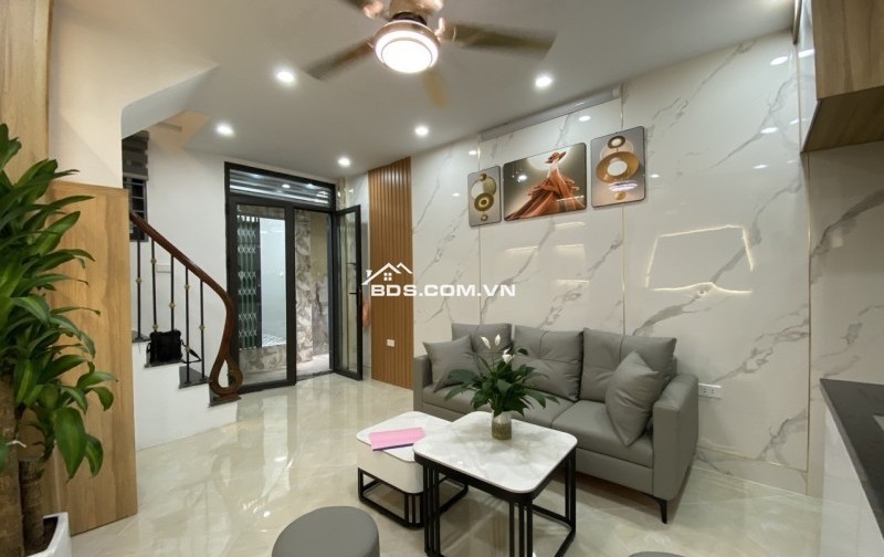 Bán nhà Vương Thừa Vũ, 52m², 6 tầng, 9.9 tỷ, Thanh Xuân, Thang máy, Oto